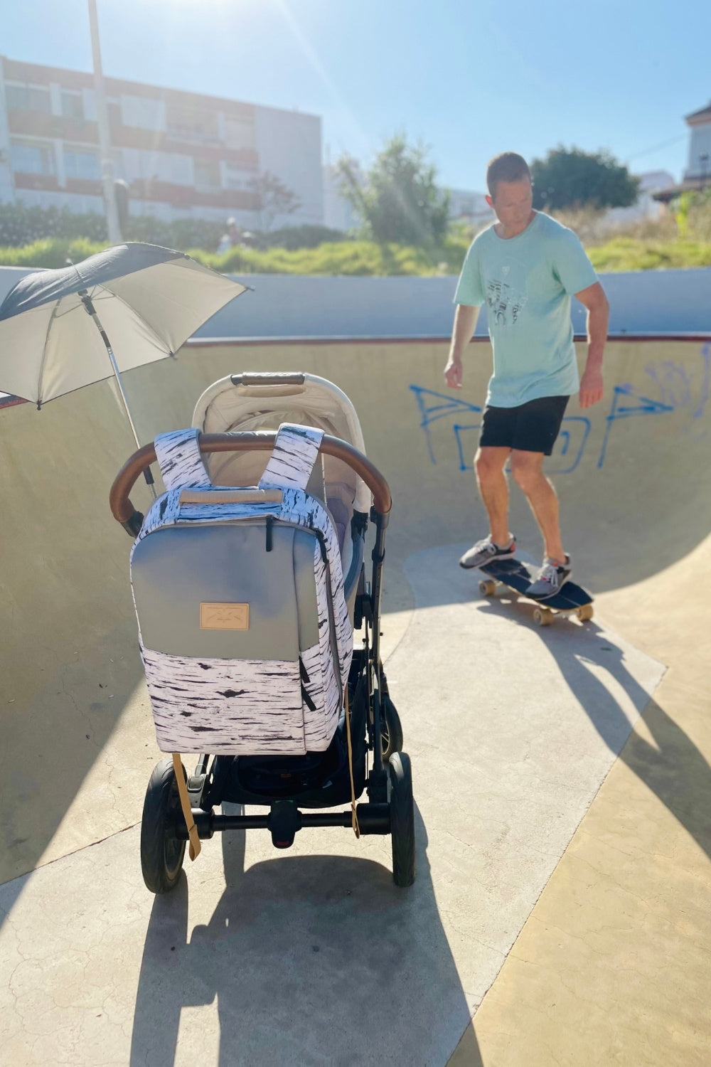 Mochila con asiento para bebés - MiniMeis HERO