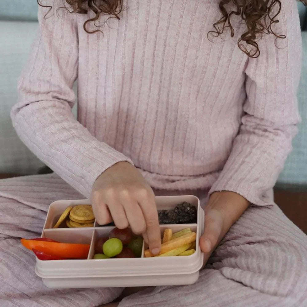 Caja contenedora mini para snacks - Azul o rosado