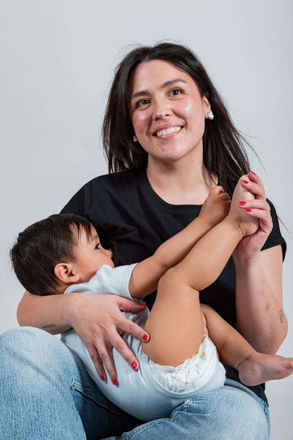 Polera de Lactancia Sahr Negra - Basic - freethemama
